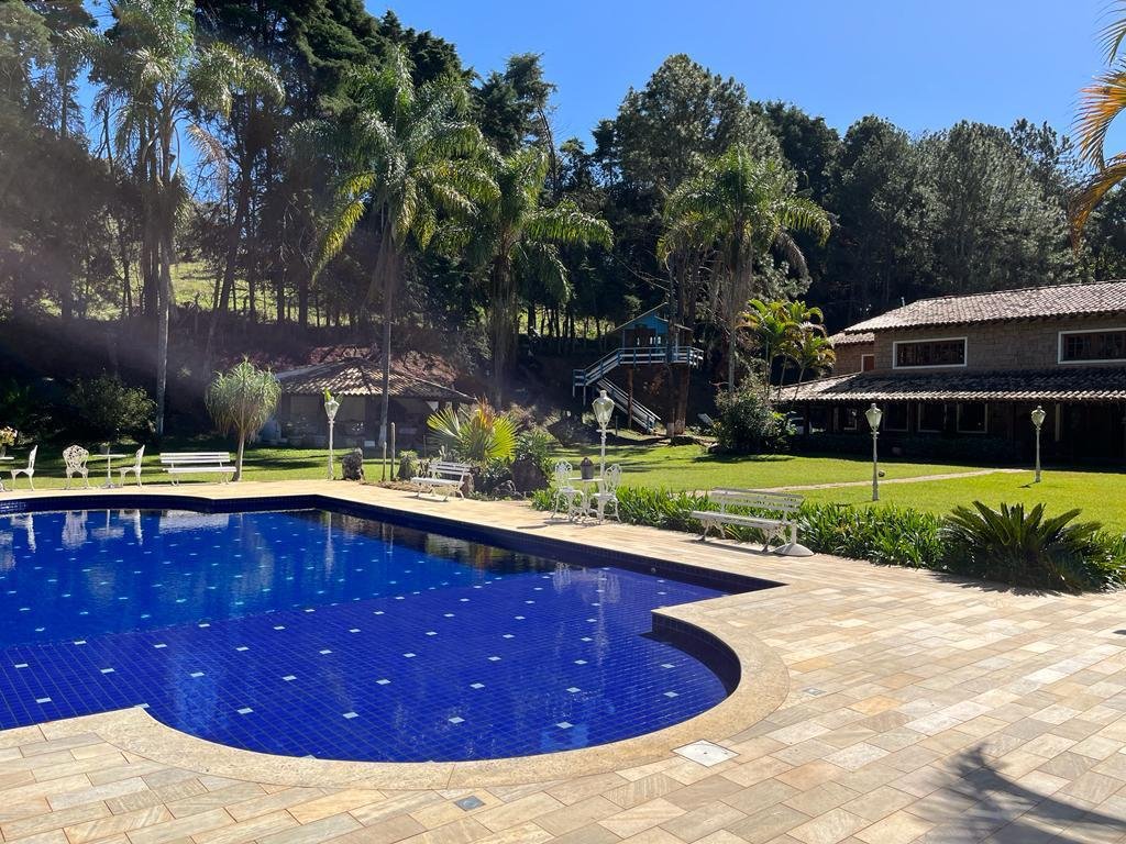 WhatsApp Image 2025-09-23 at 21.59.38